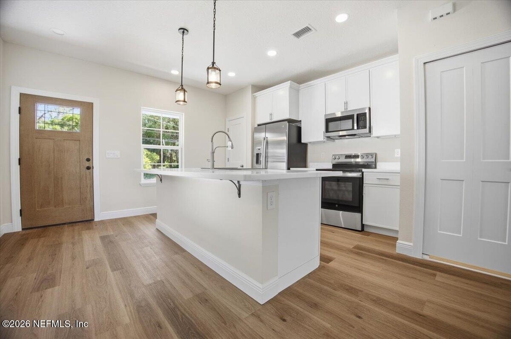 206 W Fox Street - Photo 11