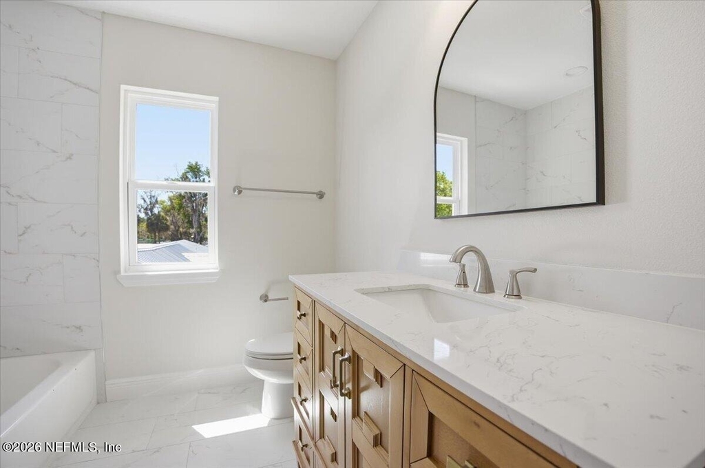 206 W Fox Street - Photo 8
