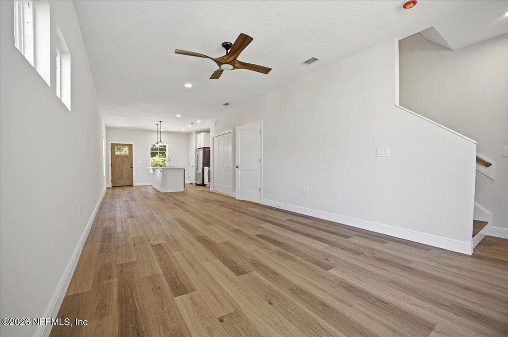206 W Fox Street - Photo 12
