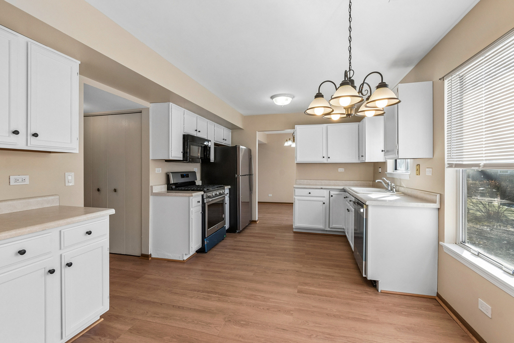 1317 Spalding Drive - Photo 5