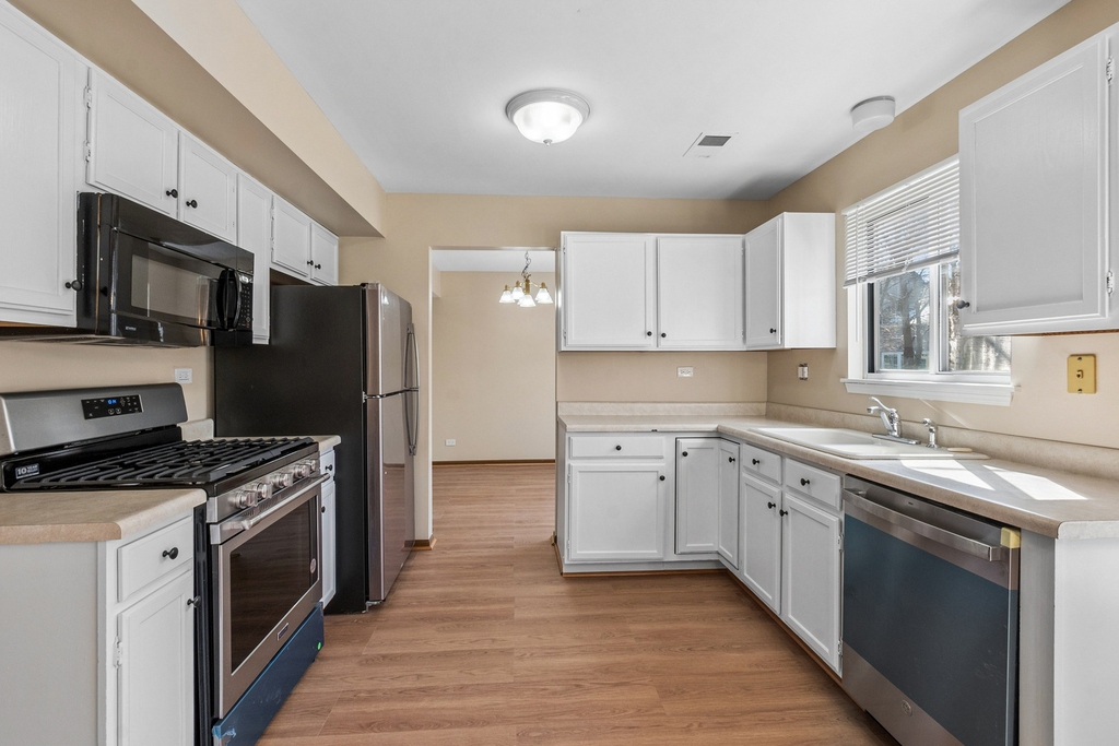 1317 Spalding Drive - Photo 4
