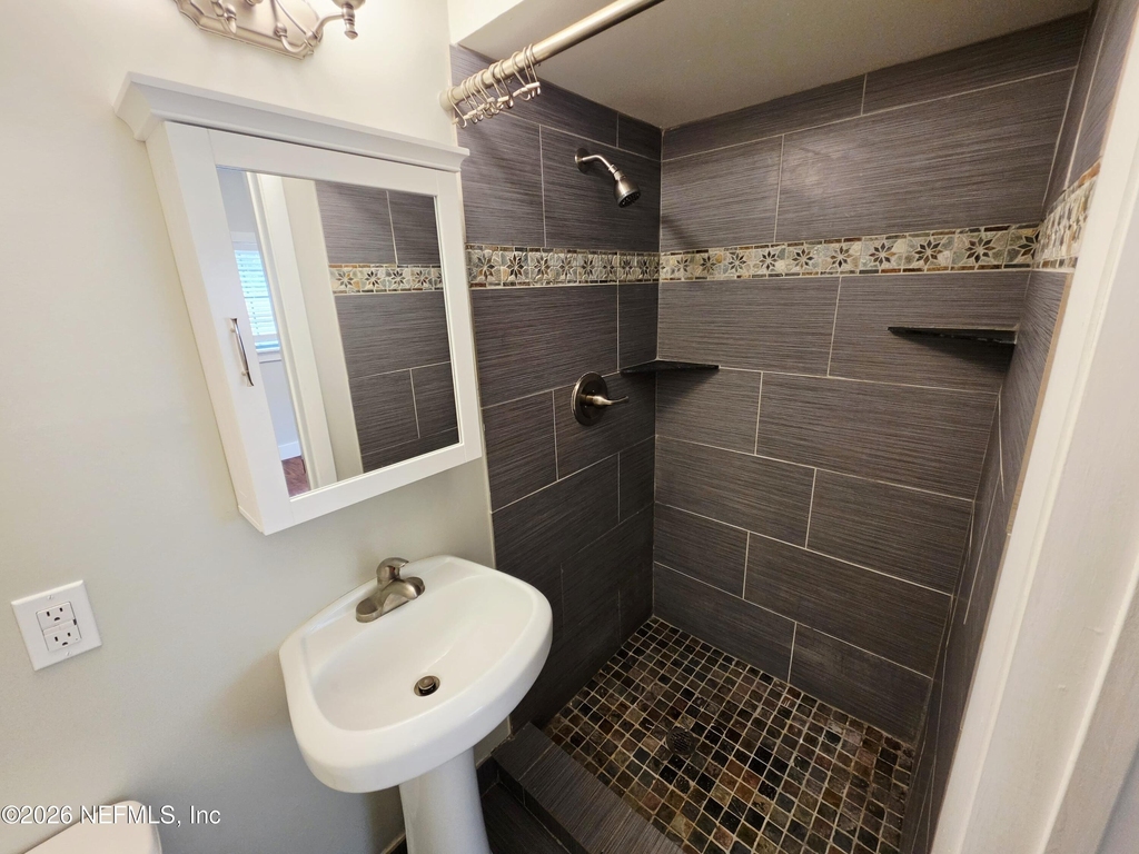2146 Antilles Court - Photo 17