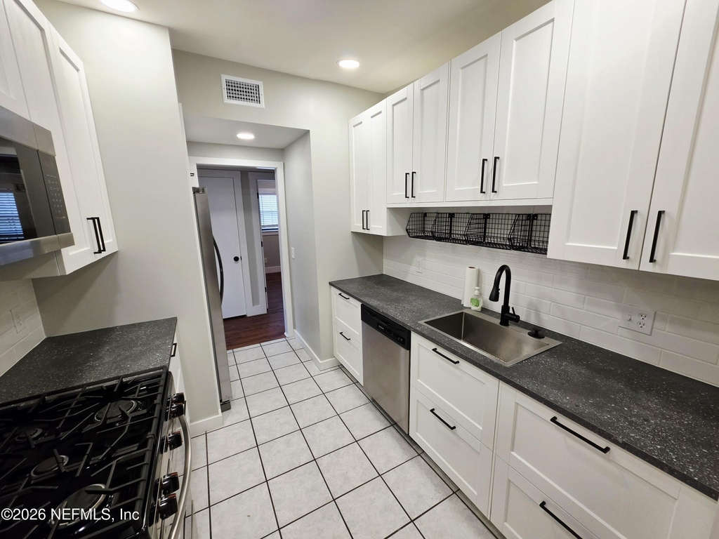 2146 Antilles Court - Photo 23