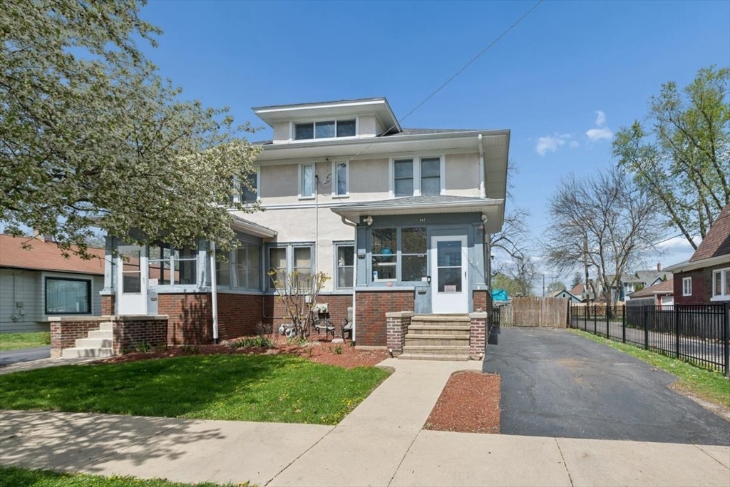 362 Evans Avenue - Photo 1