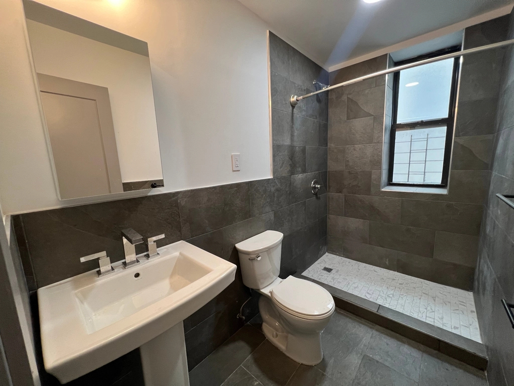 565 West 162nd Street - Photo 7