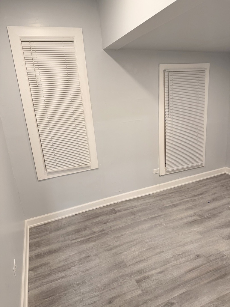 14305 Irving Avenue - Photo 4