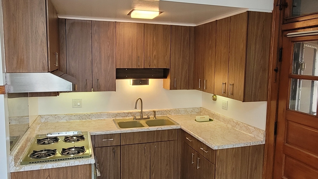 5228 W Hutchinson Street - Photo 9