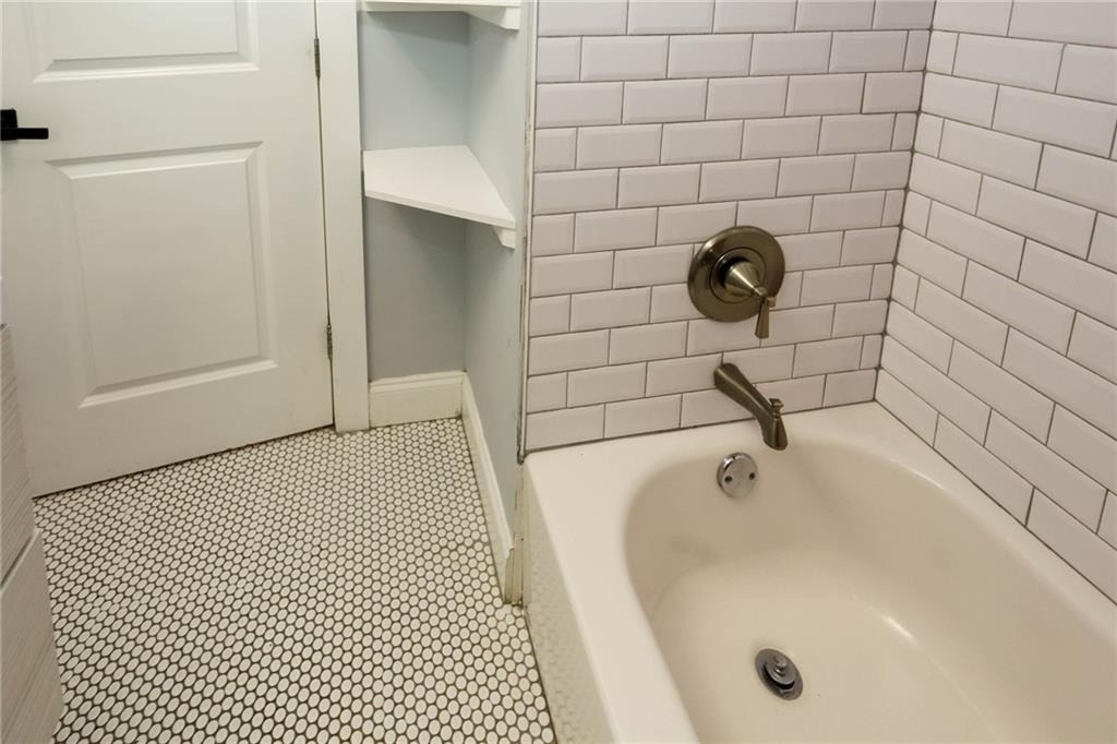 1809 Vesta Avenue - Photo 16
