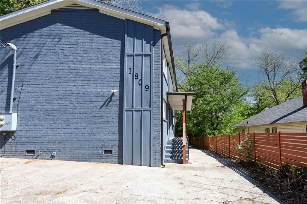 1809 Vesta Avenue - Photo 1