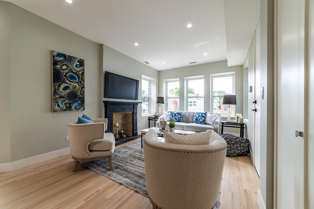 4730 W Grace Street - Photo 3