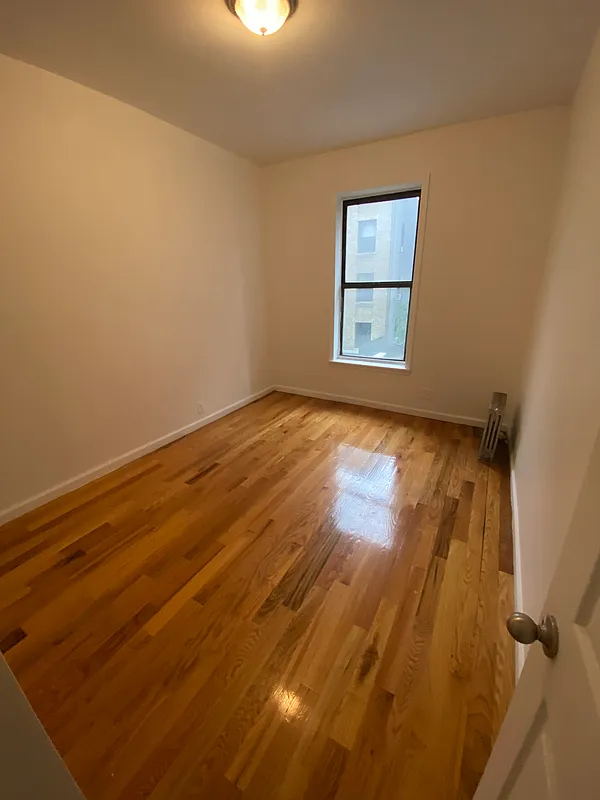600 West 142nd Street - Photo 10