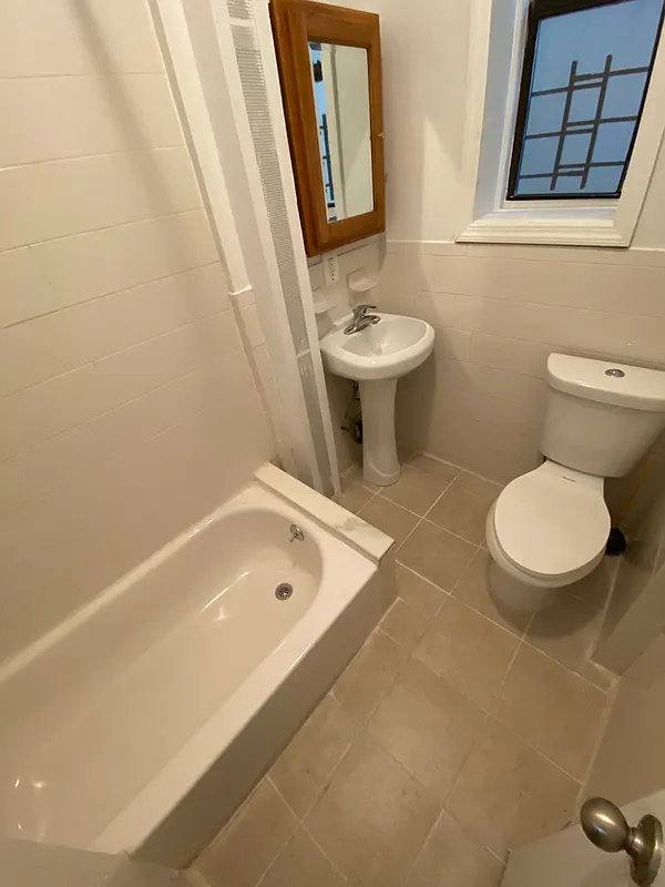 600 West 142nd Street - Photo 8