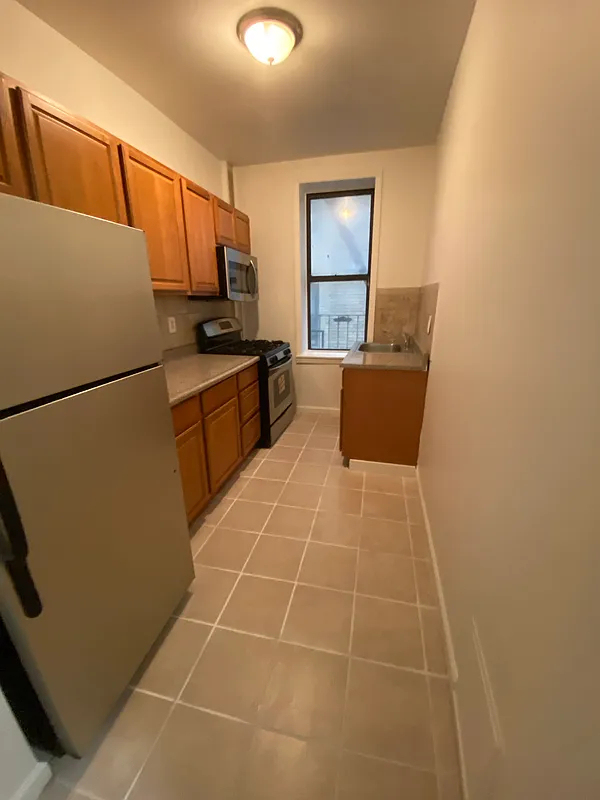 600 West 142nd Street - Photo 6