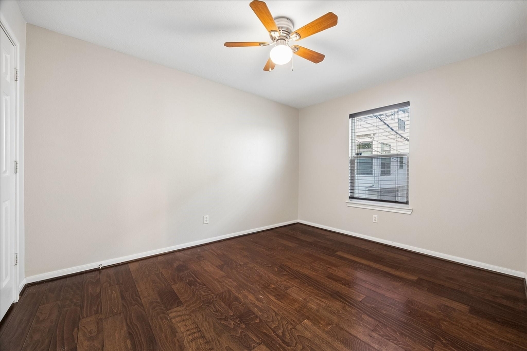 1510 Robin Street - Photo 11