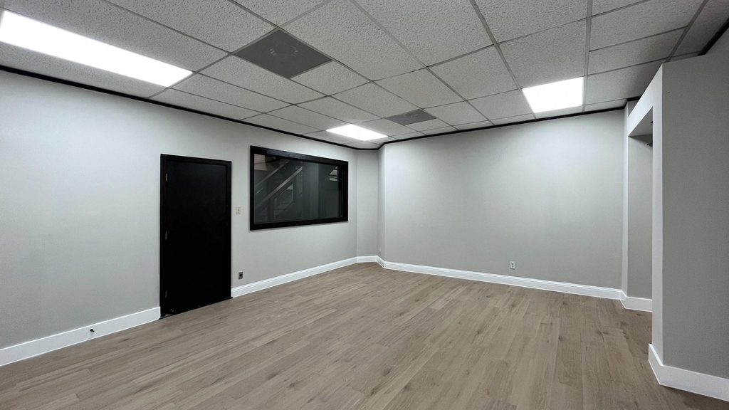 9220 Rasmus Drive - Photo 5