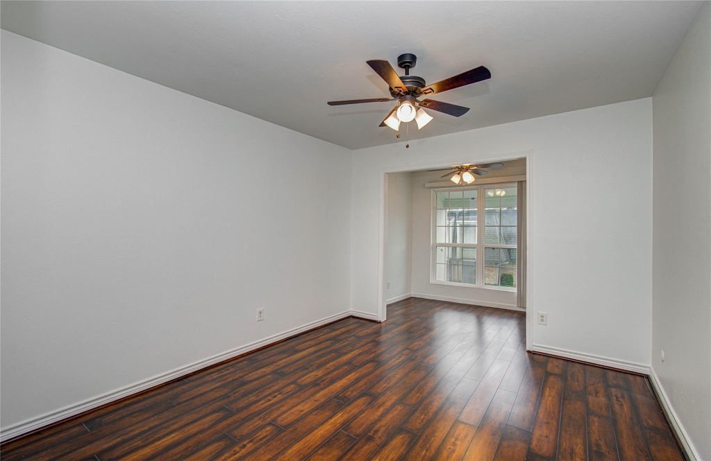 12633 Memorial Drive - Photo 2