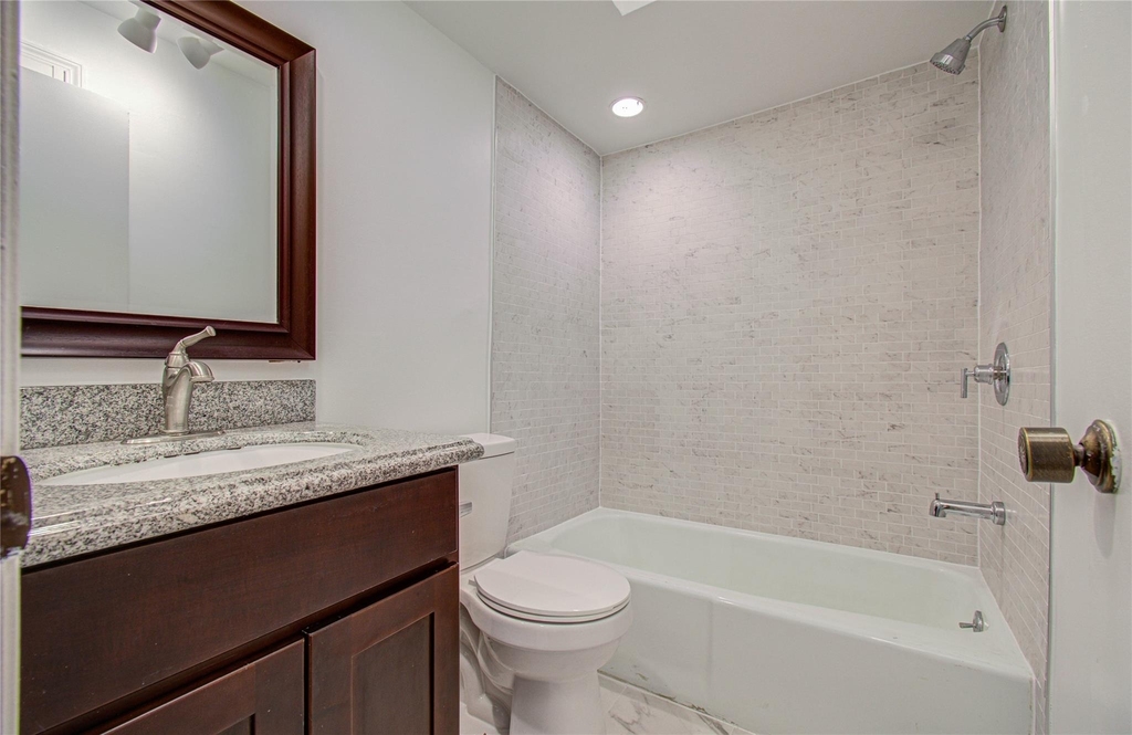 12633 Memorial Drive - Photo 9