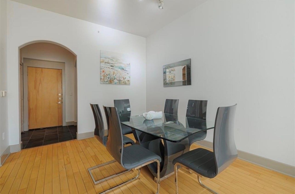 1901 Post Oak Boulevard - Photo 5
