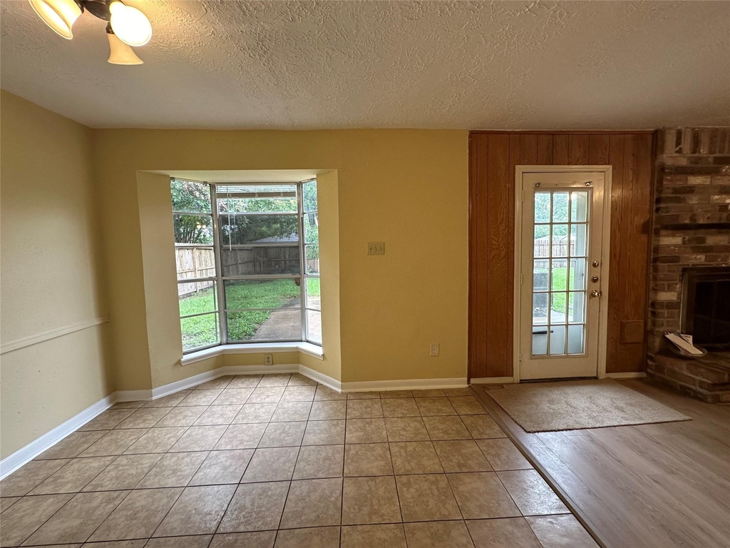 1937 Arcadia Drive - Photo 5