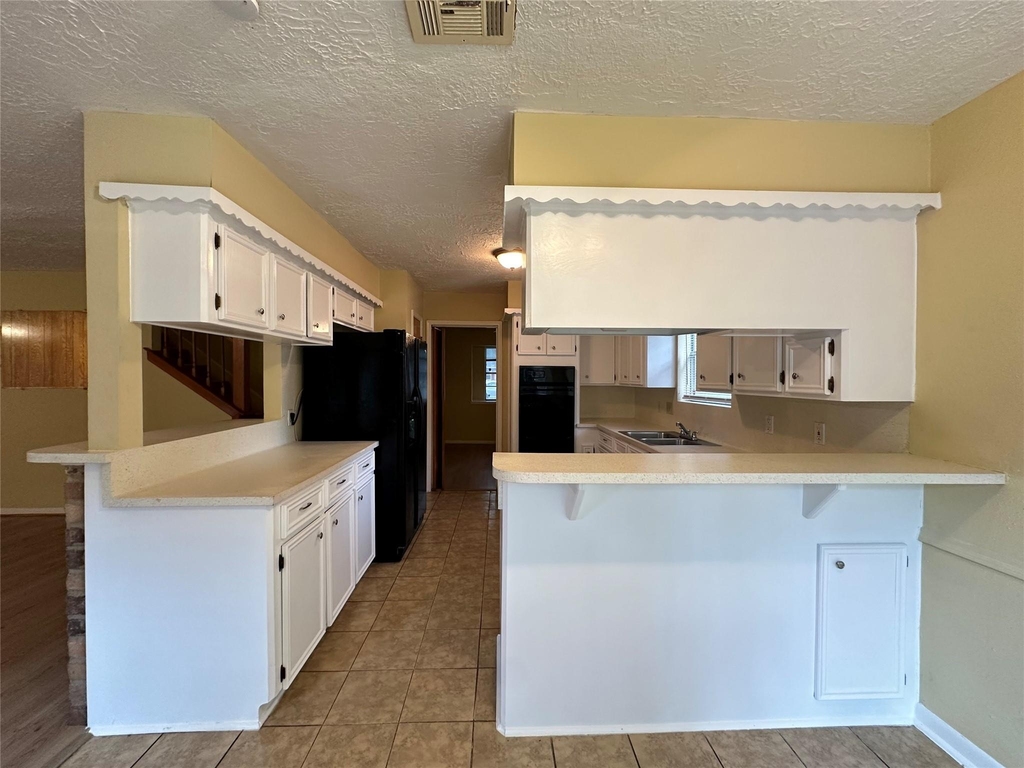 1937 Arcadia Drive - Photo 11