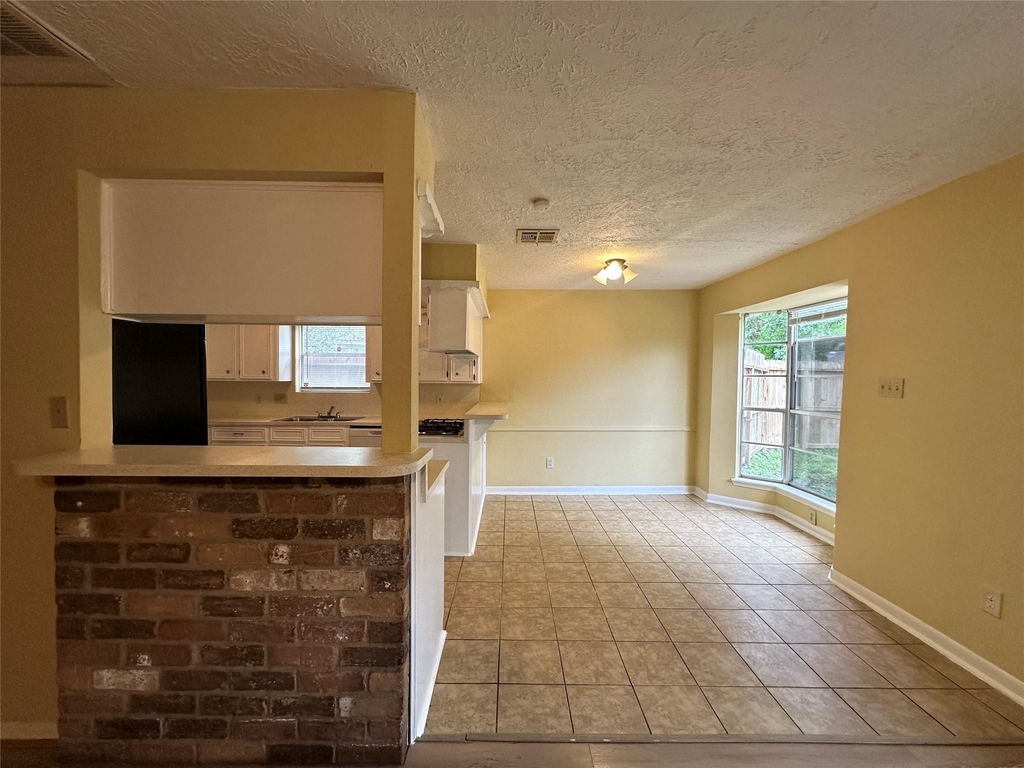 1937 Arcadia Drive - Photo 14