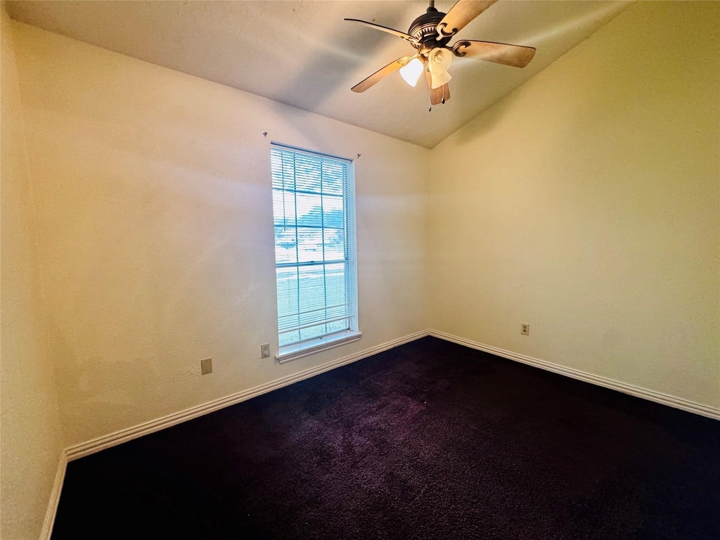17118 Amber Ridge Drive - Photo 6