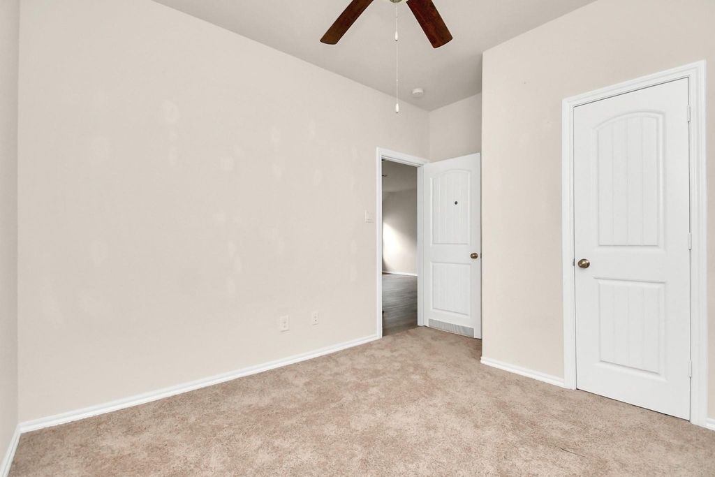 25634 Royal Catchfly Road - Photo 26