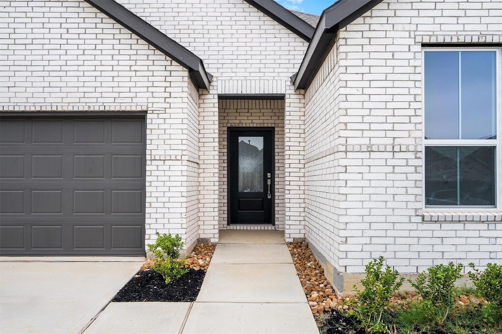 3009 Waterwood Pass Drive - Photo 2