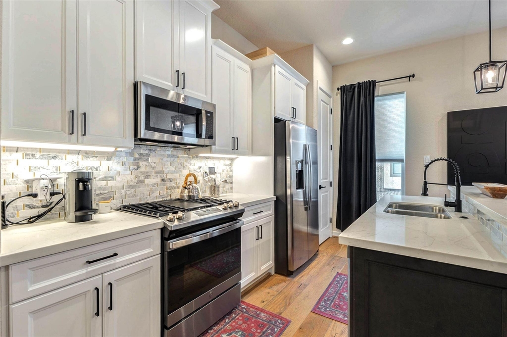 11005 Upland Forest Drive - Photo 11