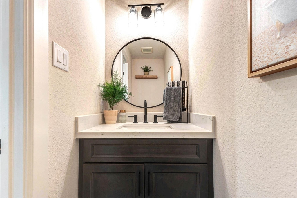 11005 Upland Forest Drive - Photo 12