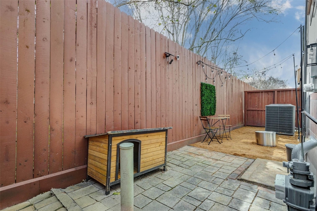 11005 Upland Forest Drive - Photo 33