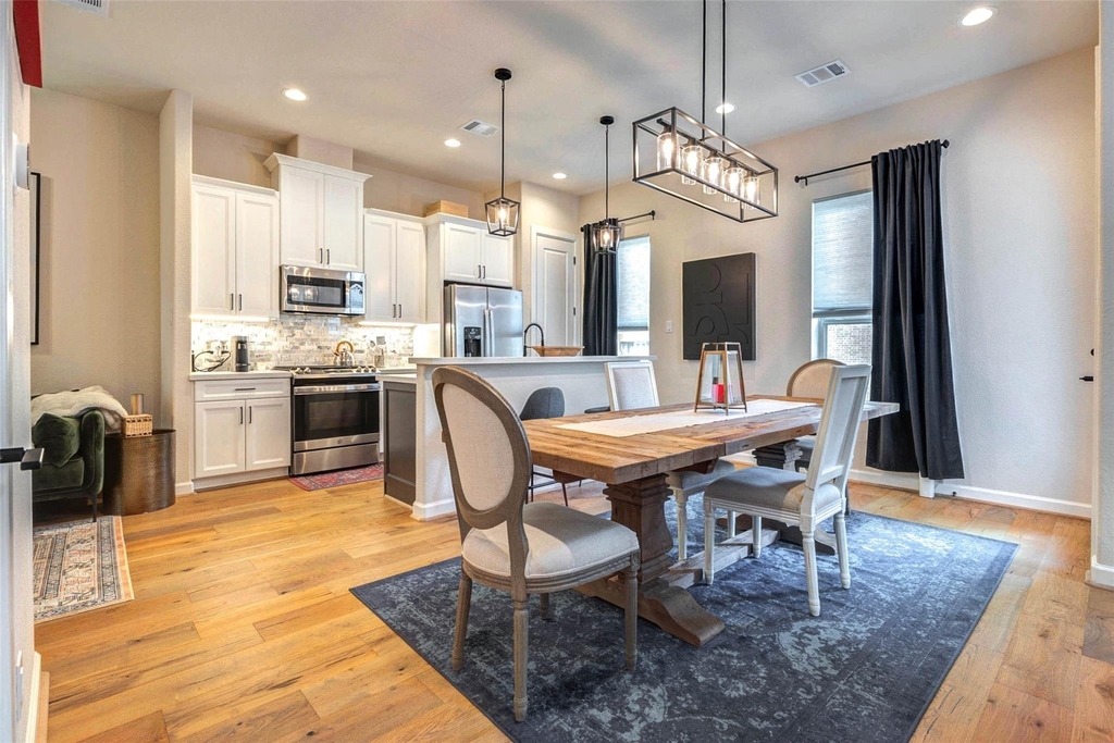 11005 Upland Forest Drive - Photo 6