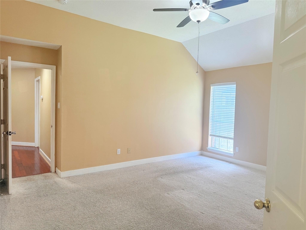 5010 Rebel Ridge Drive - Photo 9
