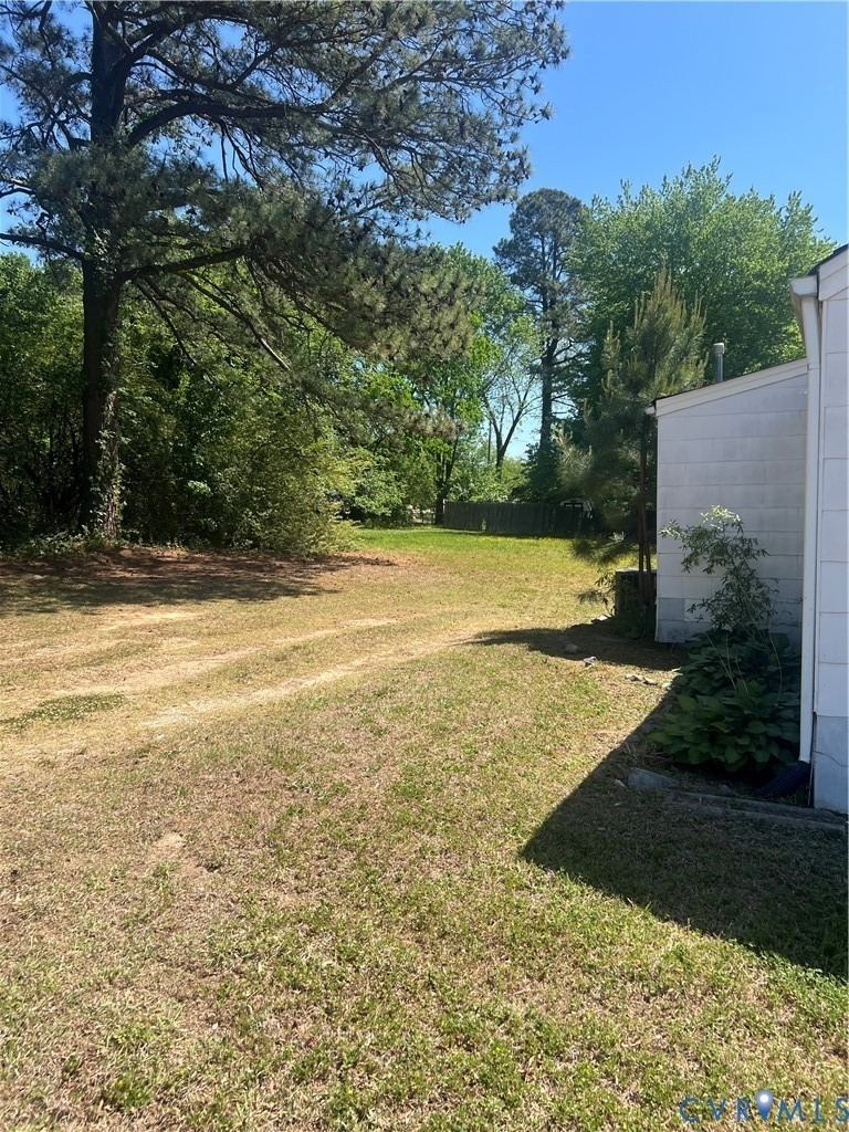 2107 Johnson Street - Photo 1
