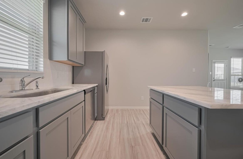 101 Eliana Shores Drive - Photo 4