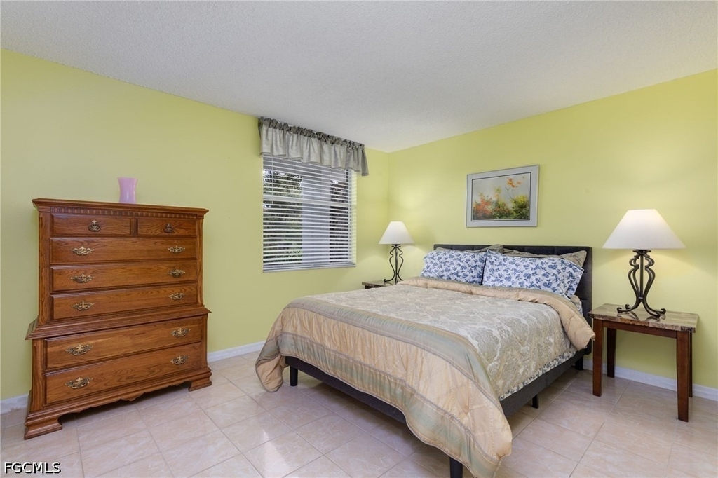 5959 Winkler Road - Photo 19
