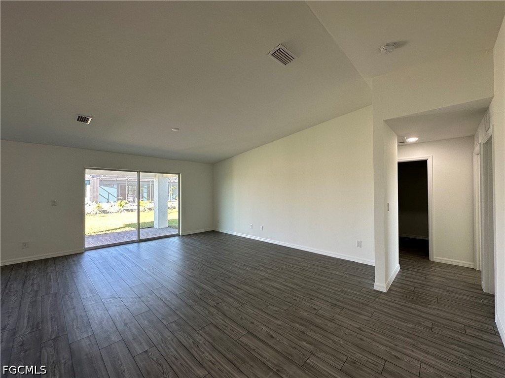 2604 Nw 8th Place - Photo 3