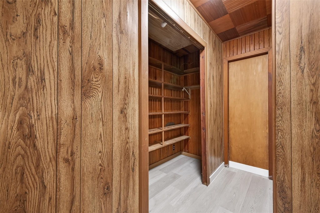 815 Brooks Avenue - Photo 29