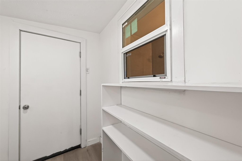 815 Brooks Avenue - Photo 42