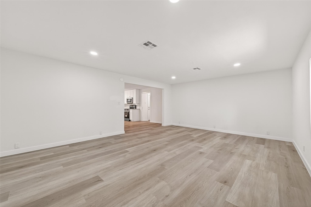 815 Brooks Avenue - Photo 14