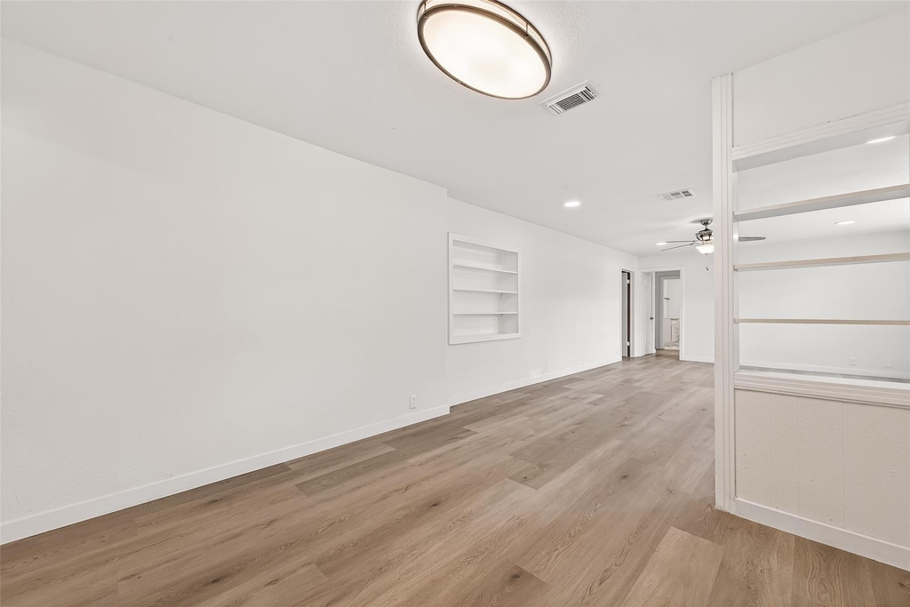 815 Brooks Avenue - Photo 5