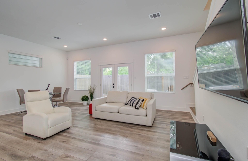 970 Highland Sound Lane - Photo 10