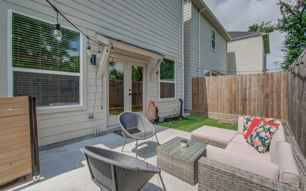 970 Highland Sound Lane - Photo 23