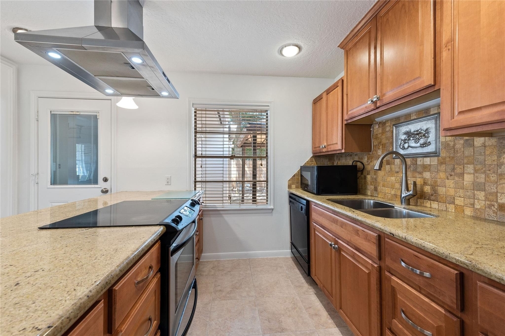 1510 Afton Street - Photo 7