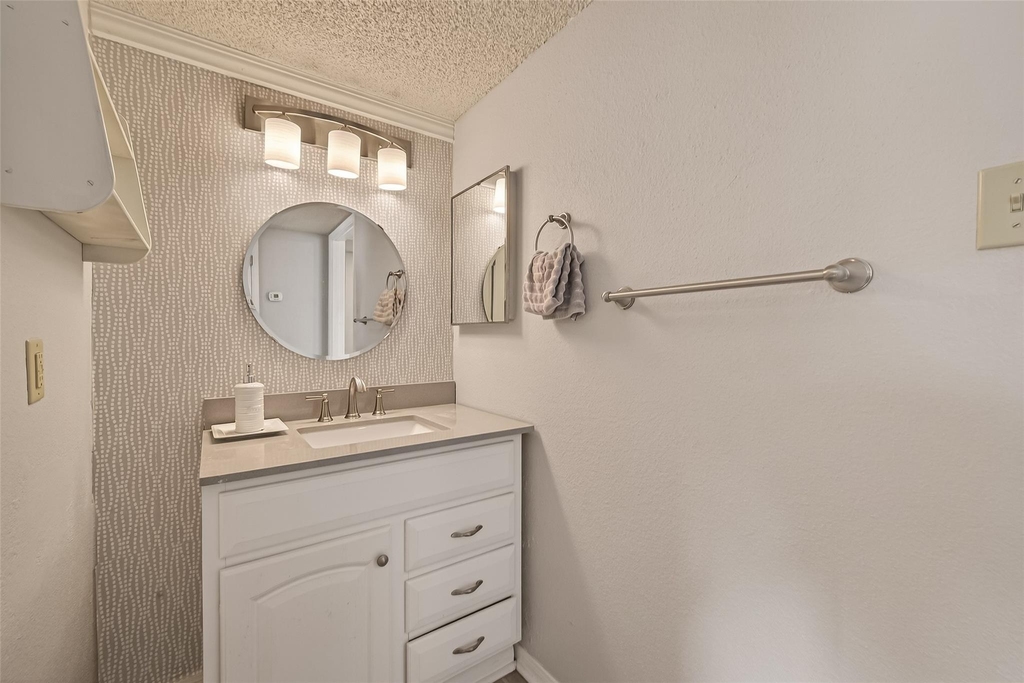1516 Bay Area Boulevard - Photo 13