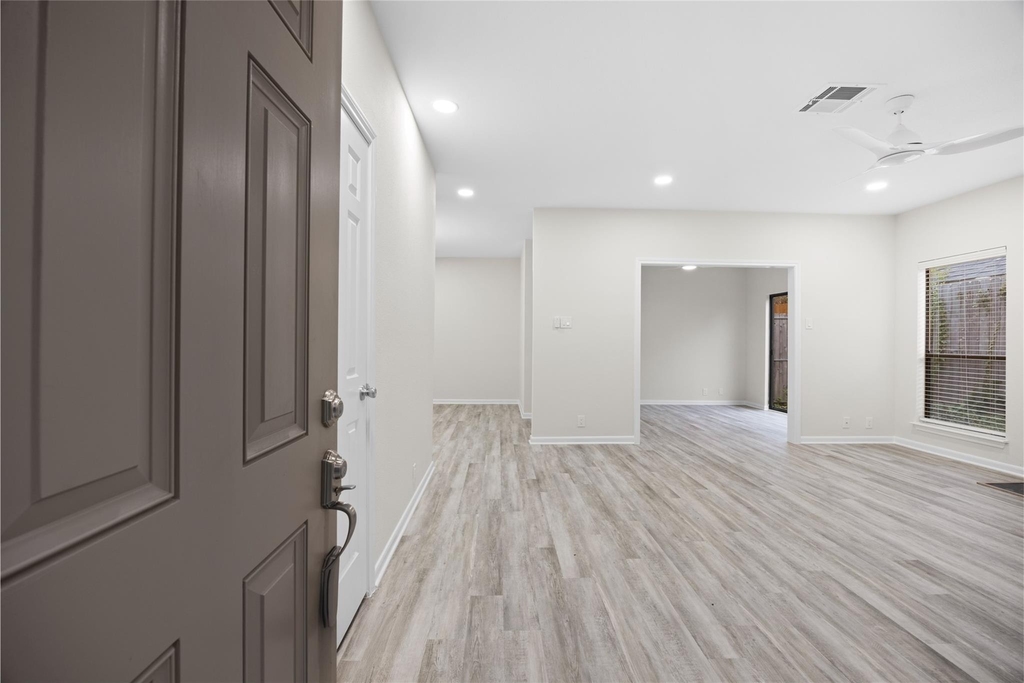 2668 Bering Drive - Photo 3