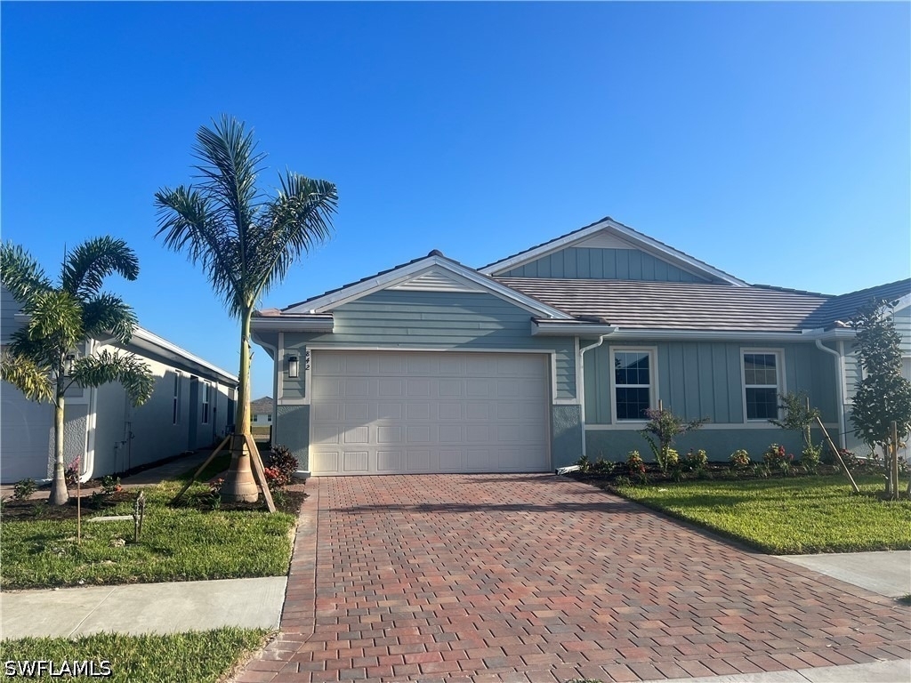 842 Enbrook Loop - Photo 0