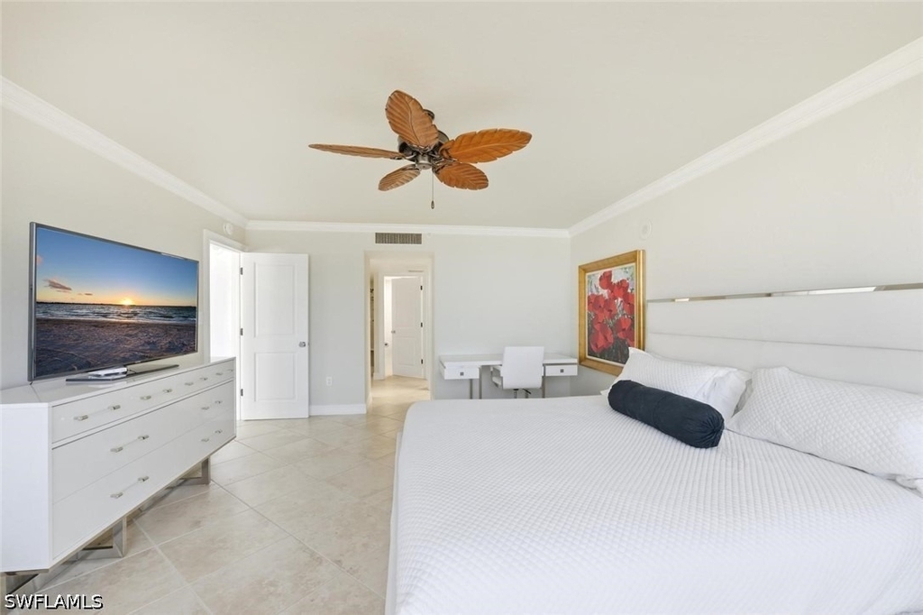 4751 Gulf Shore Boulevard N - Photo 19