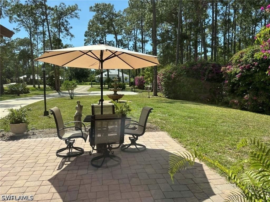 1156 Oakes Boulevard - Photo 1