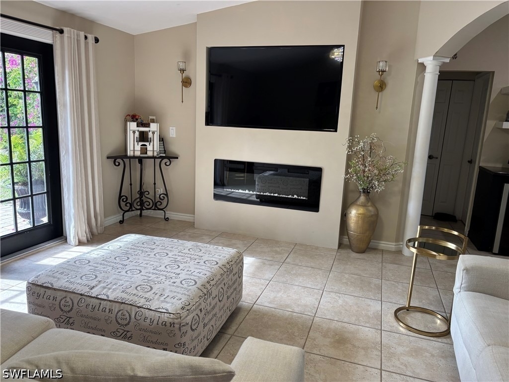 1156 Oakes Boulevard - Photo 6